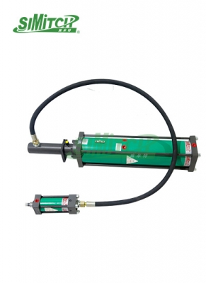 Integral gas-liquid booster cylinder